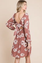 Load image into Gallery viewer, Rose Floral Open Back Dress